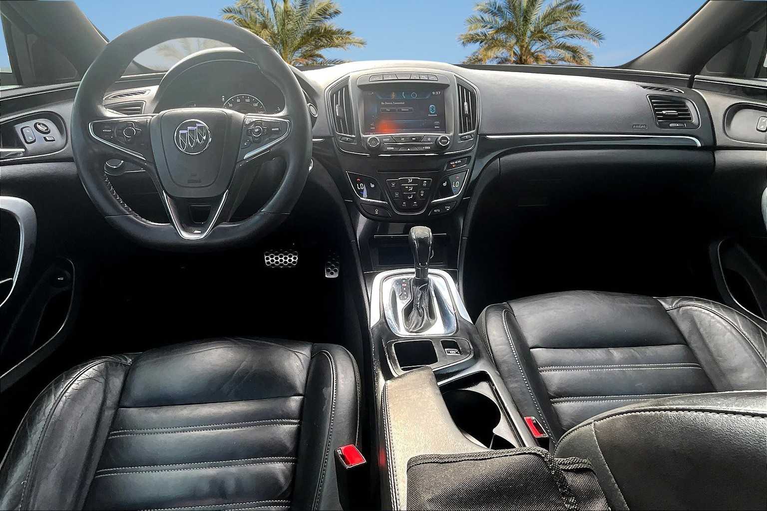 Thumbnail: 2015 Buick Regal - 10