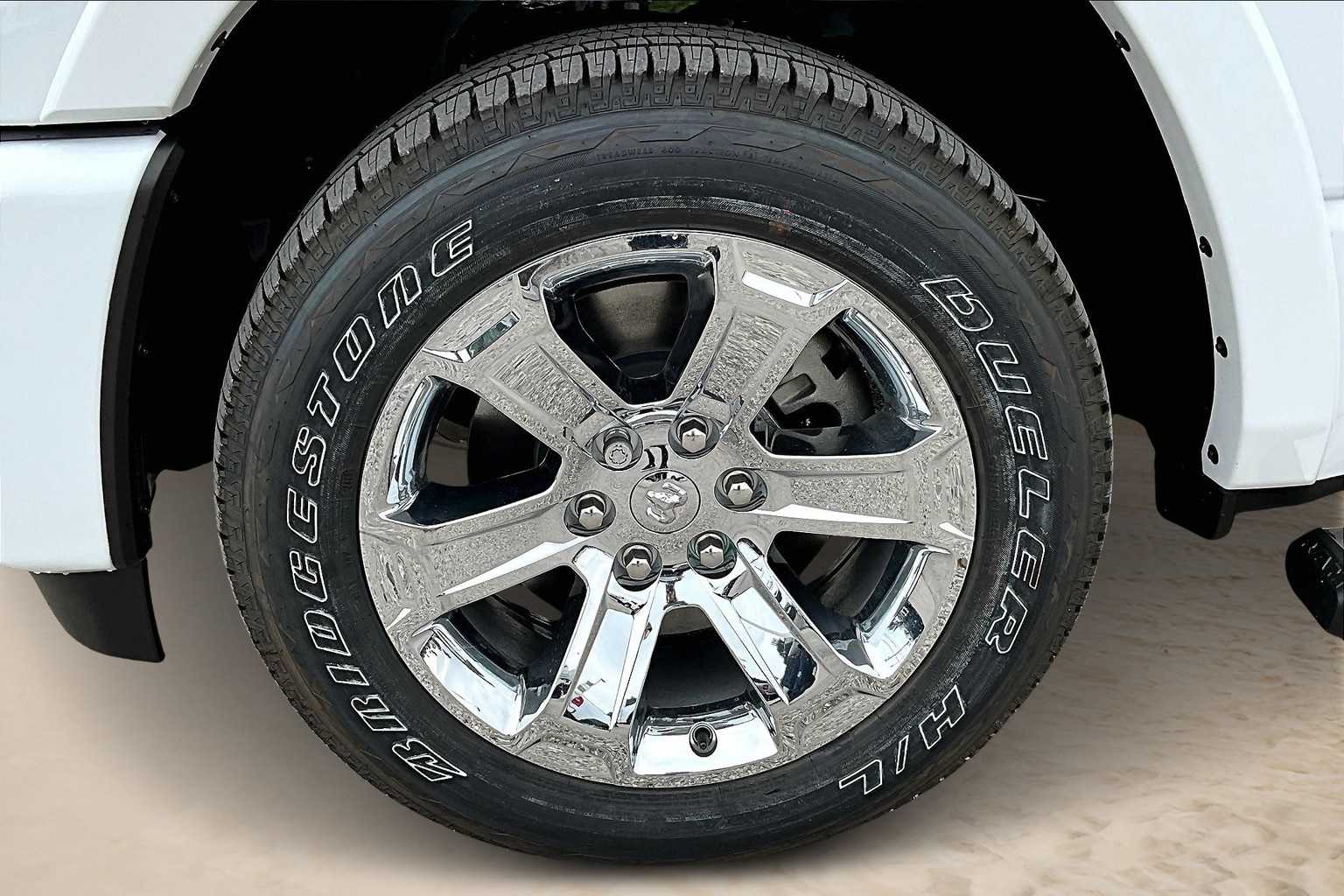 Thumbnail: 2026 RAM 1500 - 8