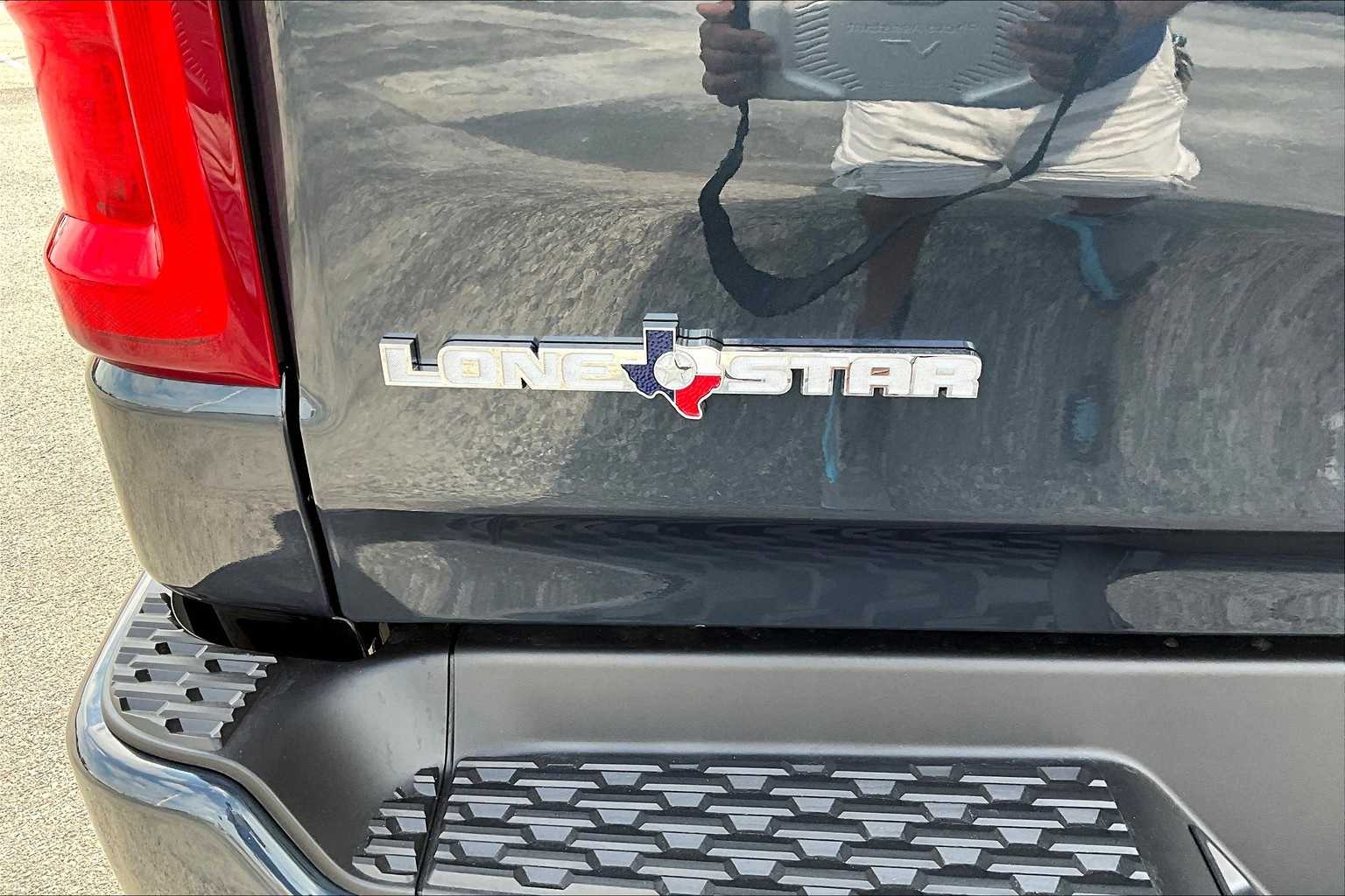 Thumbnail: 2026 RAM 1500 - 7