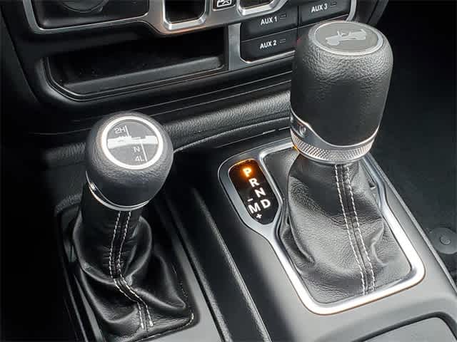 Thumbnail: 2022 Jeep Wrangler - 17