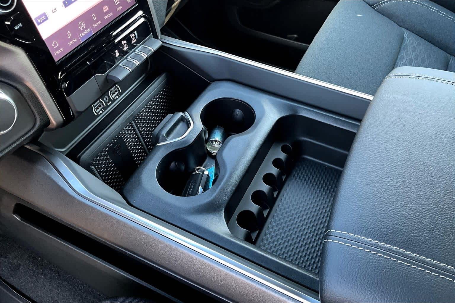 Thumbnail: 2026 RAM 1500 - 17