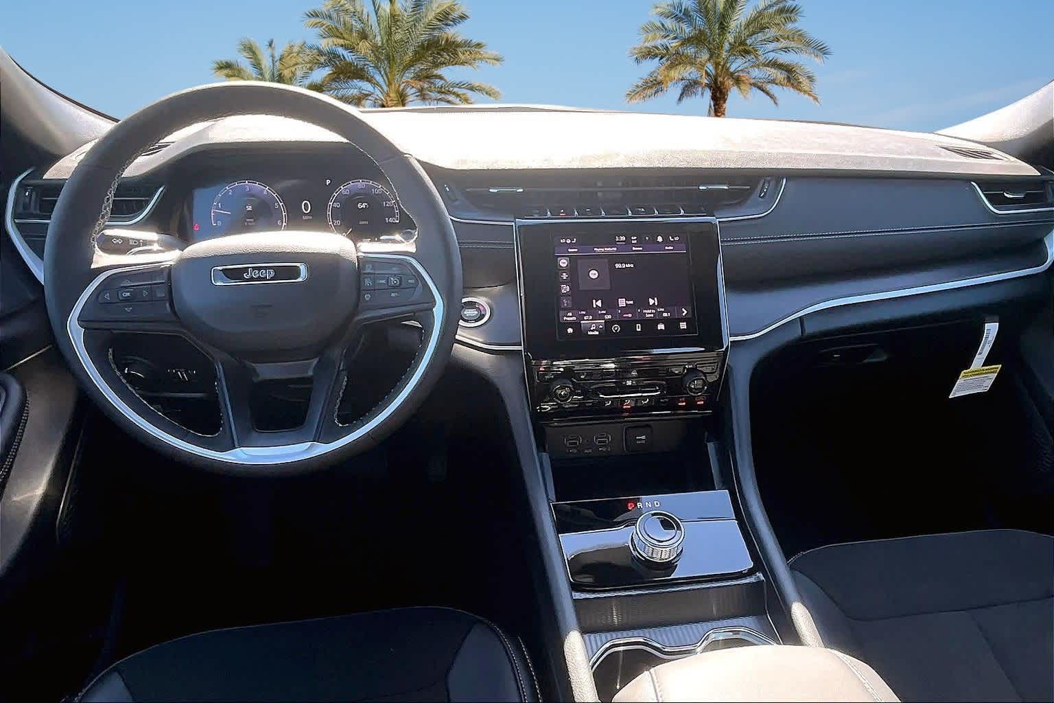 Thumbnail: 2025 Jeep Grand Cherokee - 10