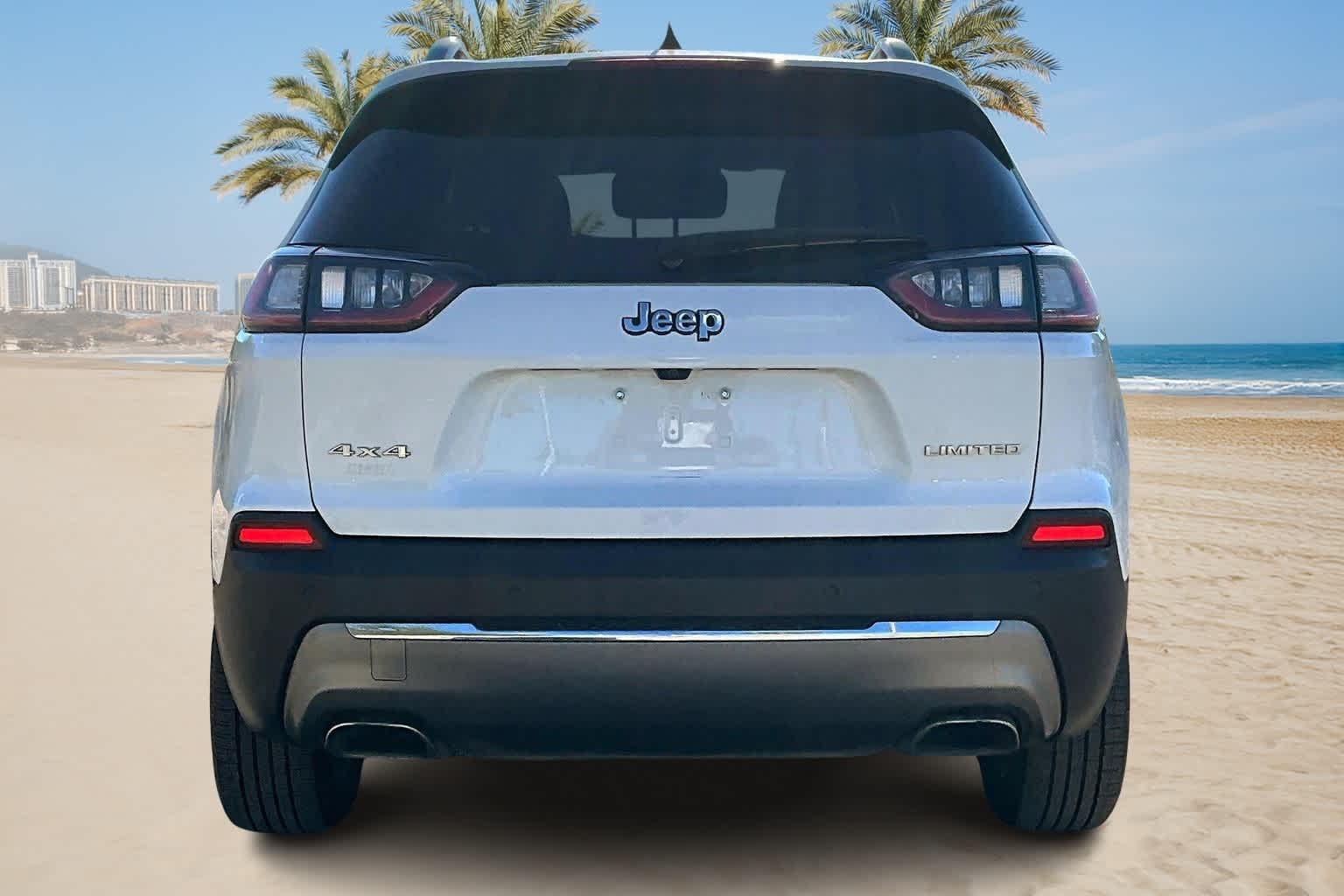 Thumbnail: 2020 Jeep Cherokee - 5