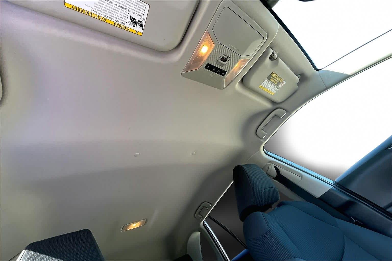 Thumbnail: 2019 Toyota RAV4 - 27