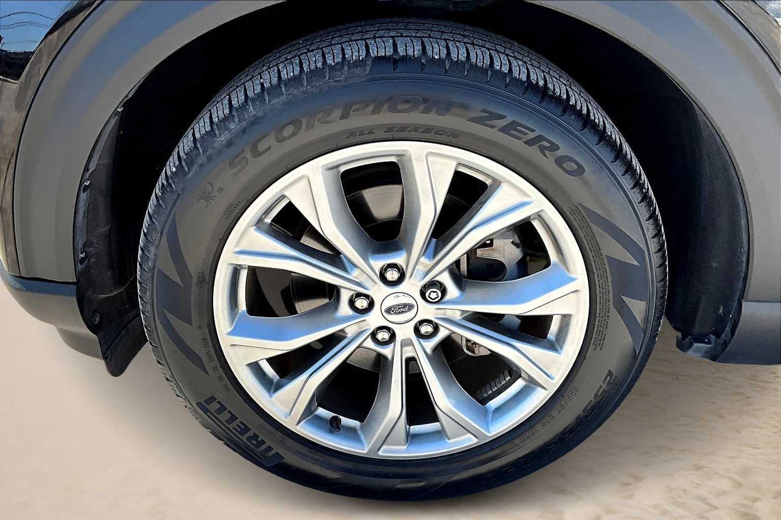 Thumbnail: 2023 Ford Explorer - 7