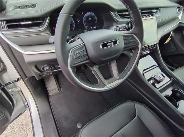 Thumbnail: 2025 Jeep Grand Cherokee - 10