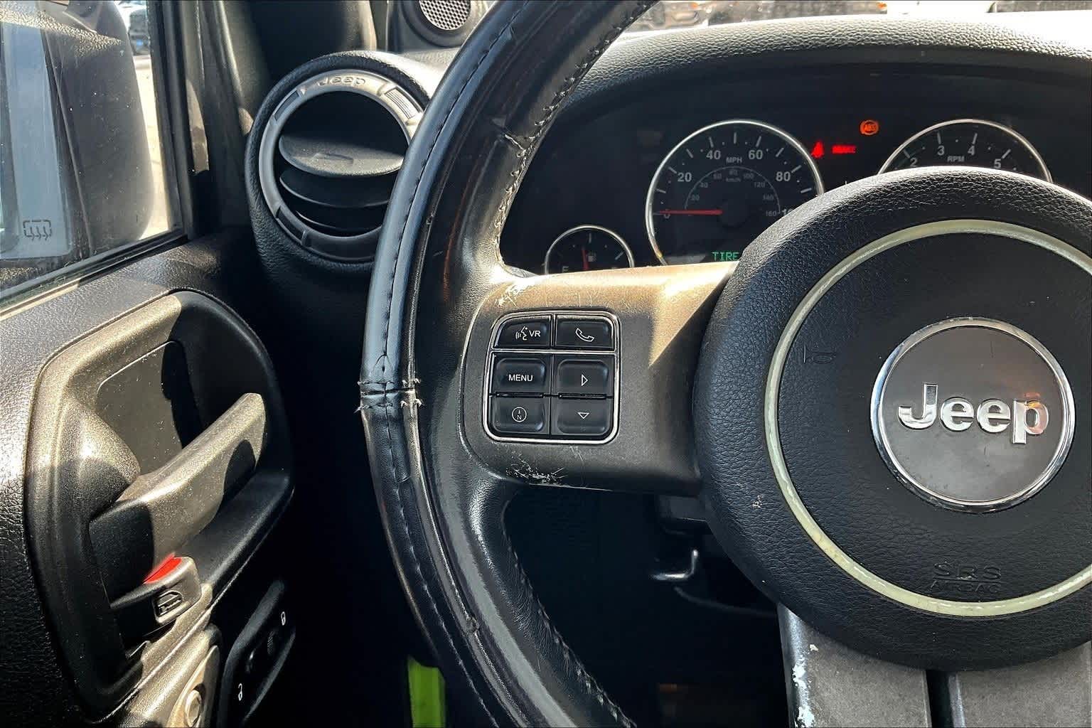 Thumbnail: 2013 Jeep Wrangler - 22