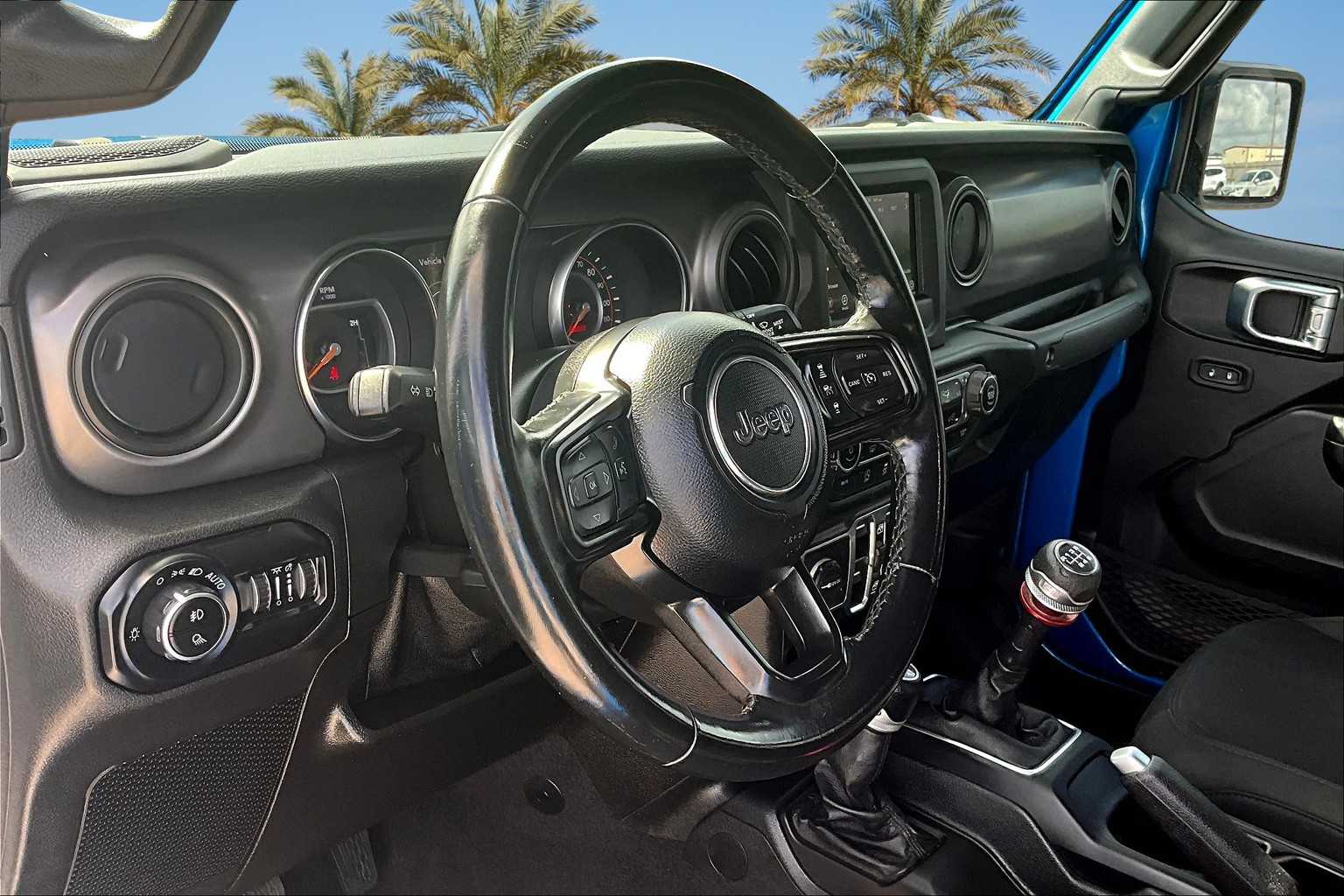 Thumbnail: 2021 Jeep Gladiator - 2