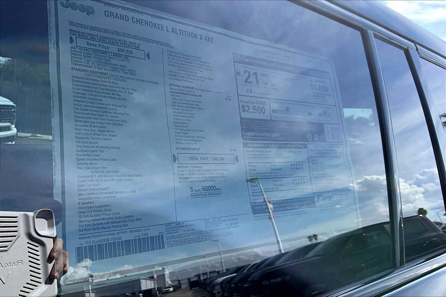 Thumbnail: 2025 Jeep Grand Cherokee - 21