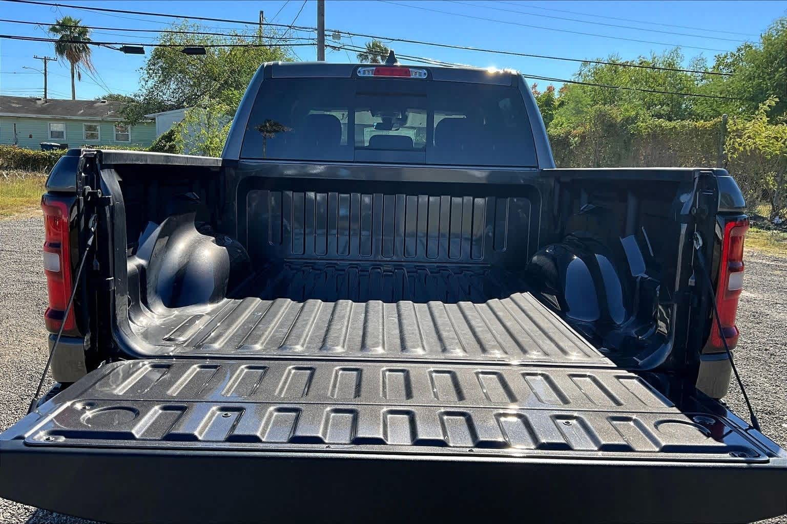 Thumbnail: 2025 RAM 1500 - 19