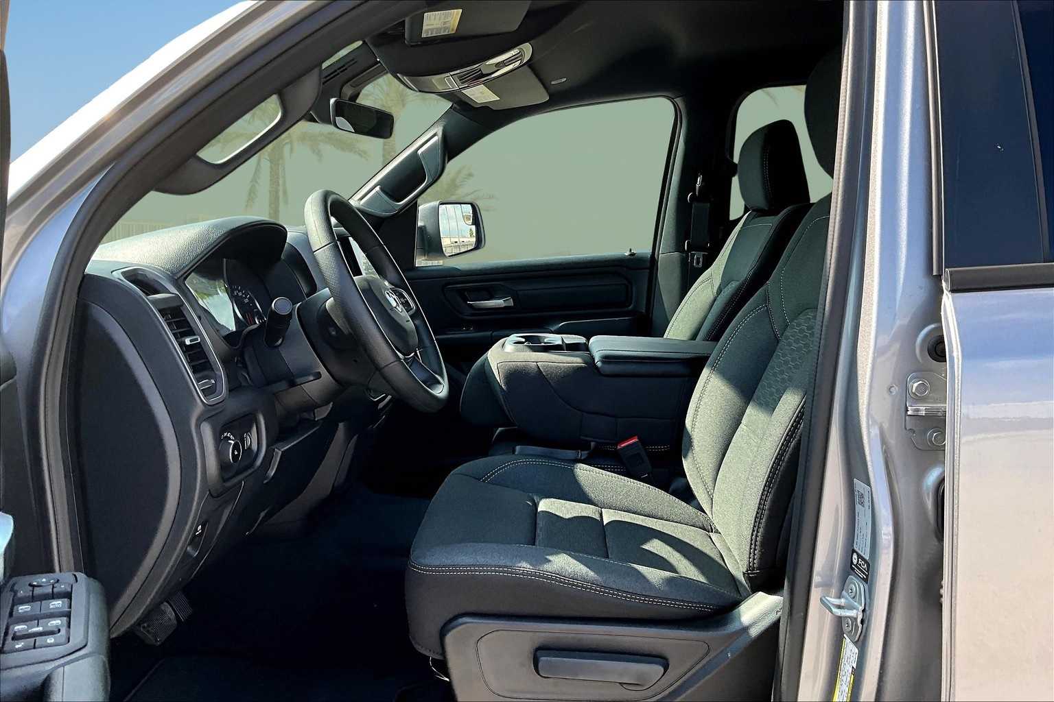 Thumbnail: 2025 RAM 1500 - 11