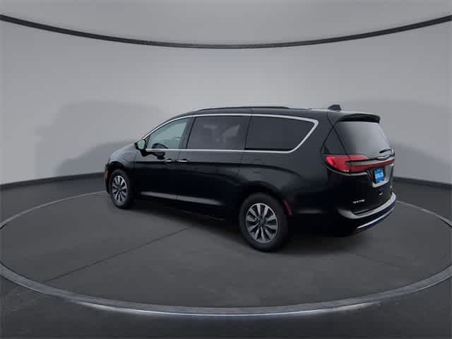 Thumbnail: 2021 Chrysler Pacifica - 6