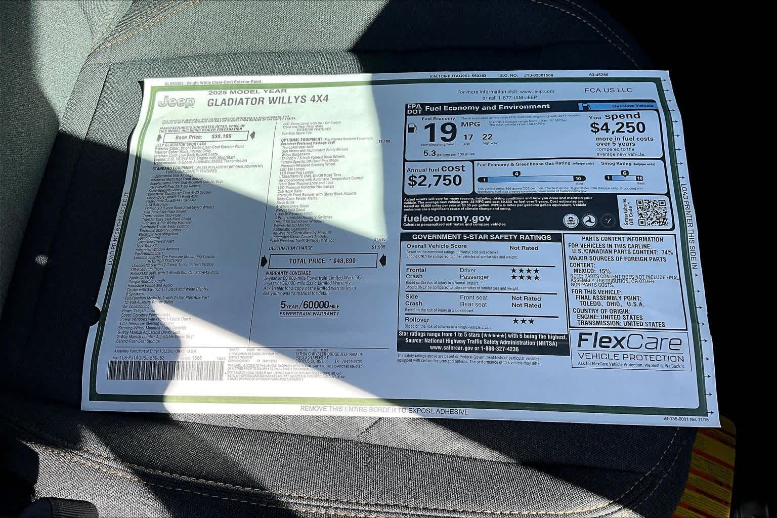 Thumbnail: 2025 Jeep Gladiator - 23