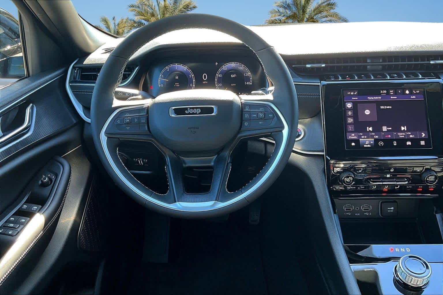 Thumbnail: 2025 Jeep Grand Cherokee - 15