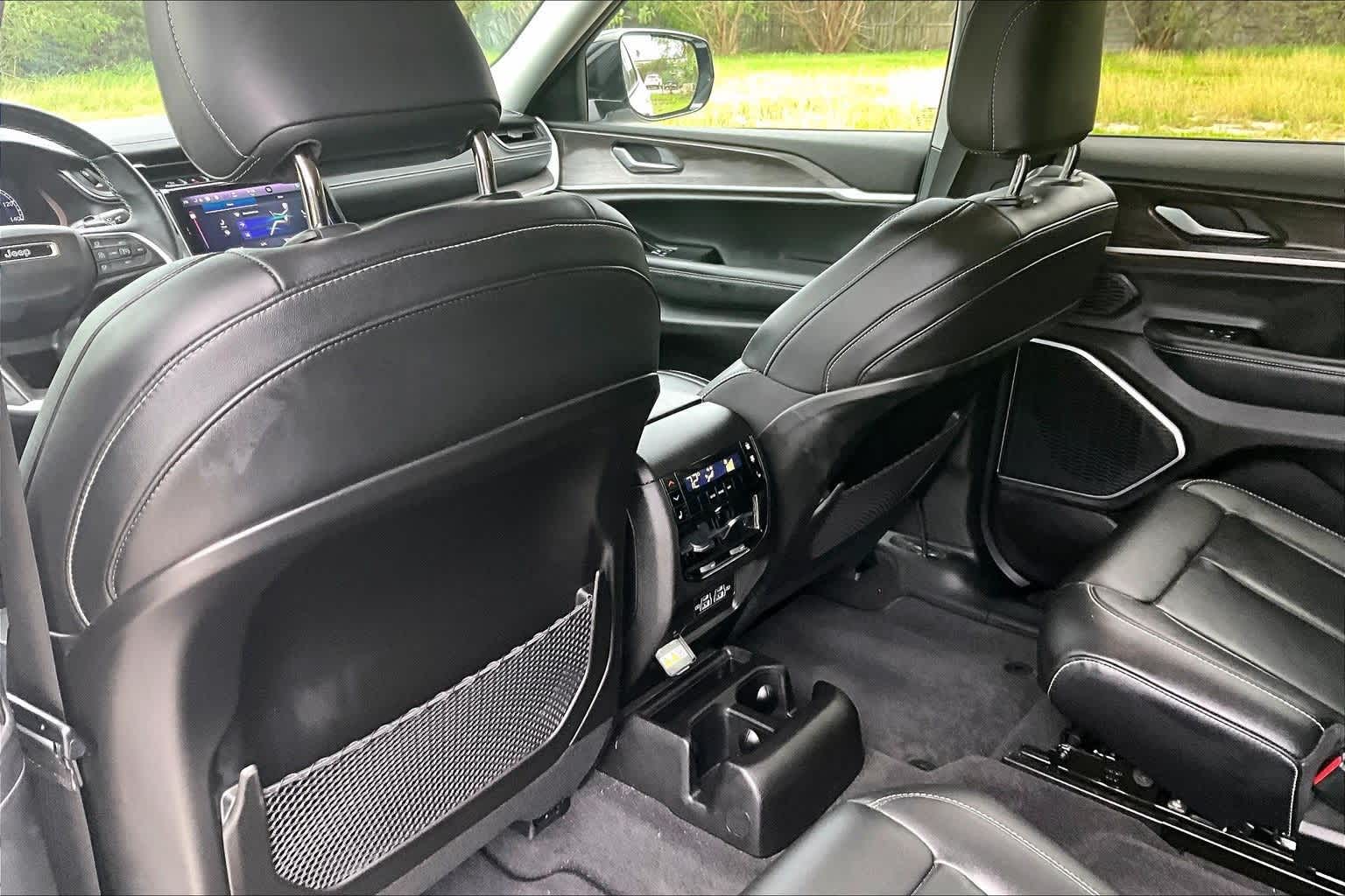 Thumbnail: 2021 Jeep Grand Cherokee L - 11