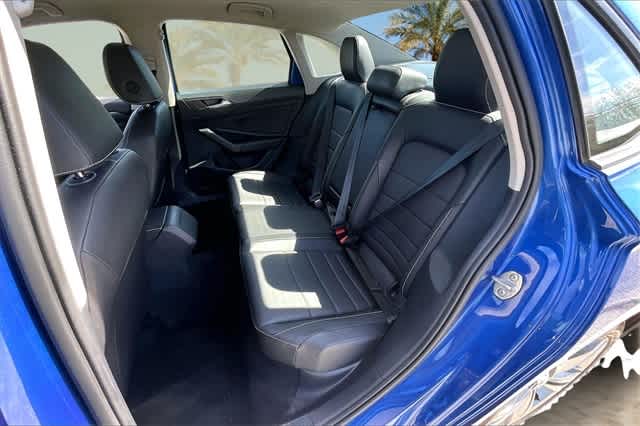 Thumbnail: 2024 Volkswagen Jetta - 12