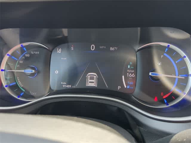 Thumbnail: 2021 Chrysler Pacifica - 33