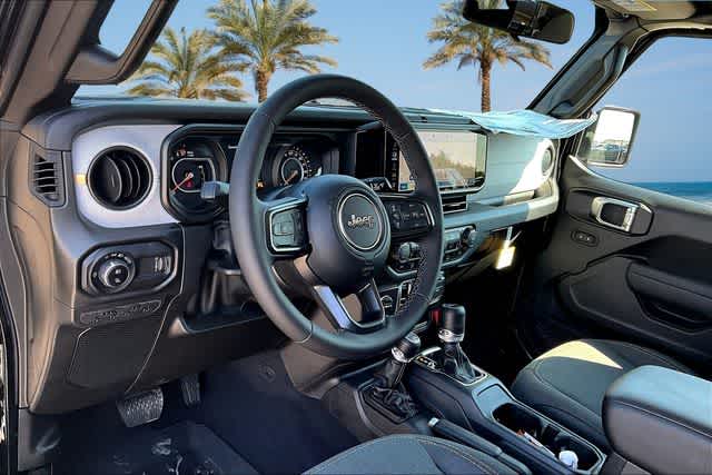 Thumbnail: 2025 Jeep Gladiator - 3