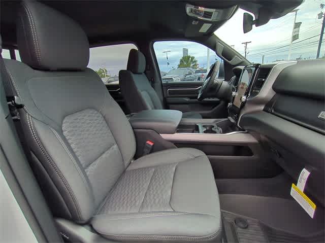 Thumbnail: 2025 RAM 1500 - 22