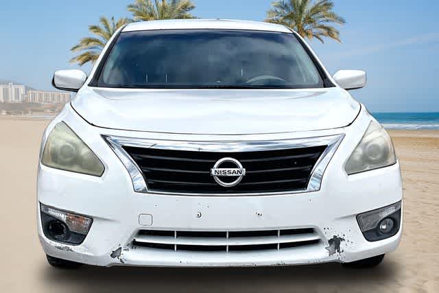 Thumbnail: 2015 Nissan Altima - 4