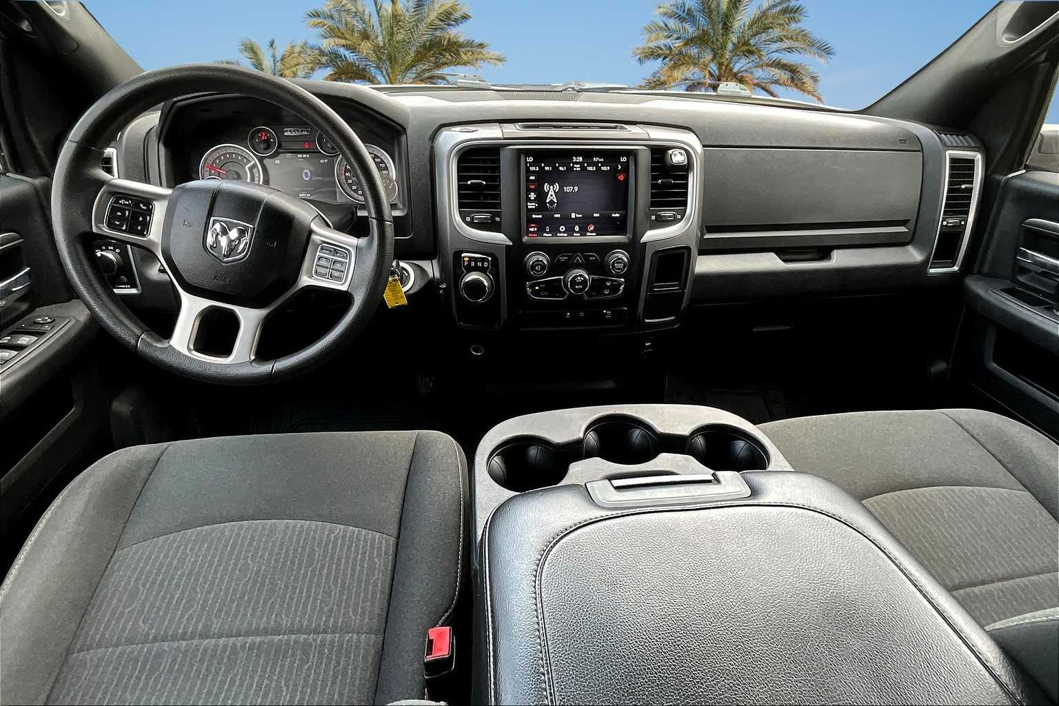 Thumbnail: 2021 RAM 1500 Classic - 8