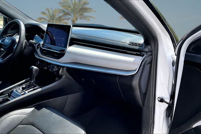 Thumbnail: 2025 Jeep Compass - 21