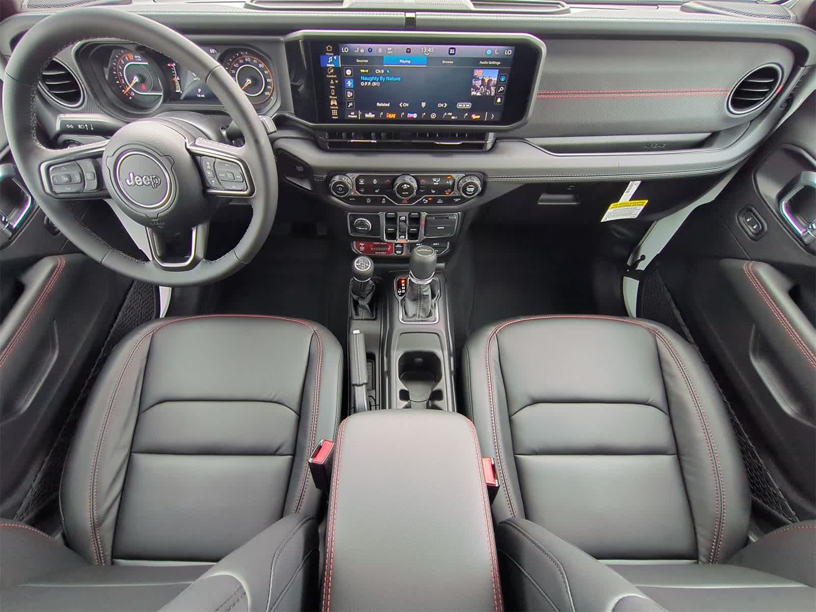 Thumbnail: 2025 Jeep Gladiator - 16