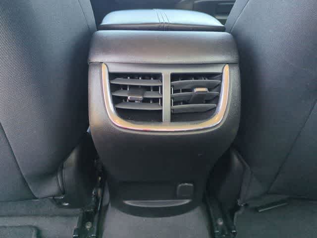 Thumbnail: 2023 Chevrolet Malibu - 20