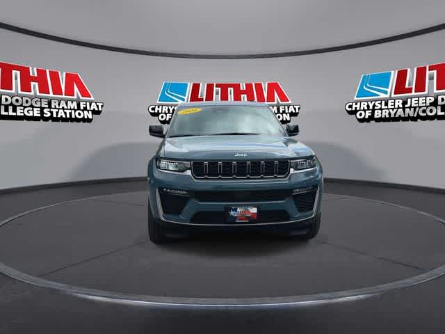 Thumbnail: 2026 Jeep Grand Cherokee - 3