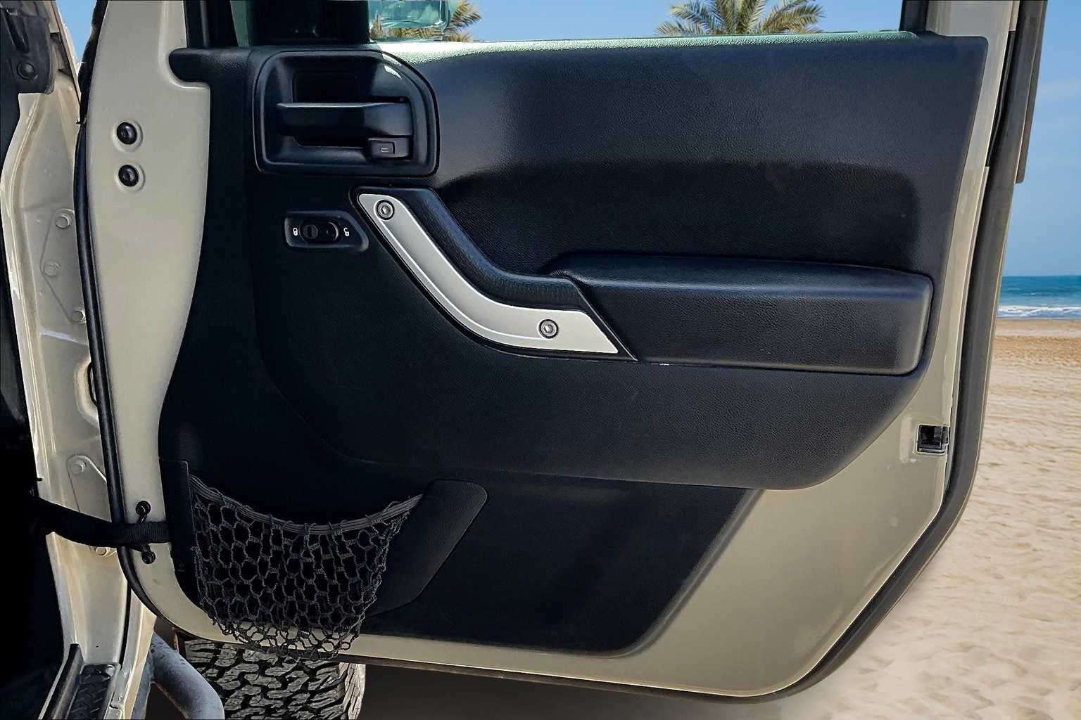 Thumbnail: 2018 Jeep Wrangler - 27