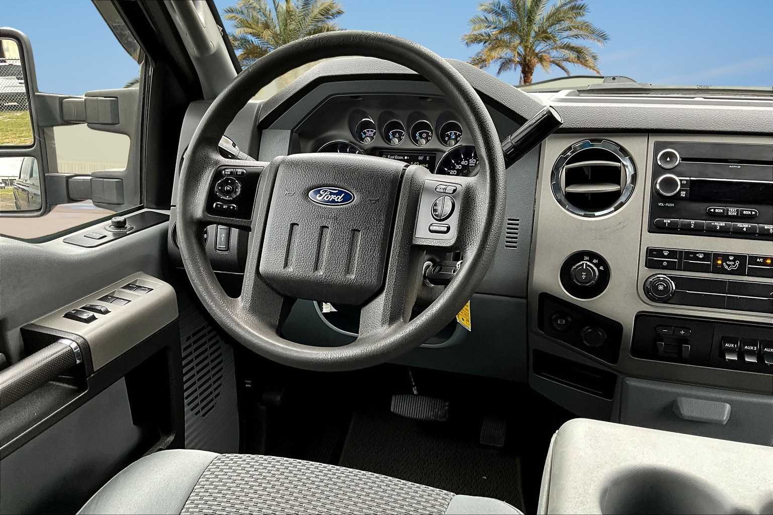 Thumbnail: 2015 Ford F-350 - 12