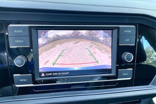 Thumbnail: 2024 Volkswagen Jetta - 24