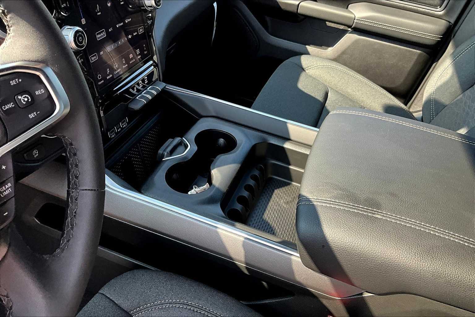 Thumbnail: 2026 RAM 1500 - 16