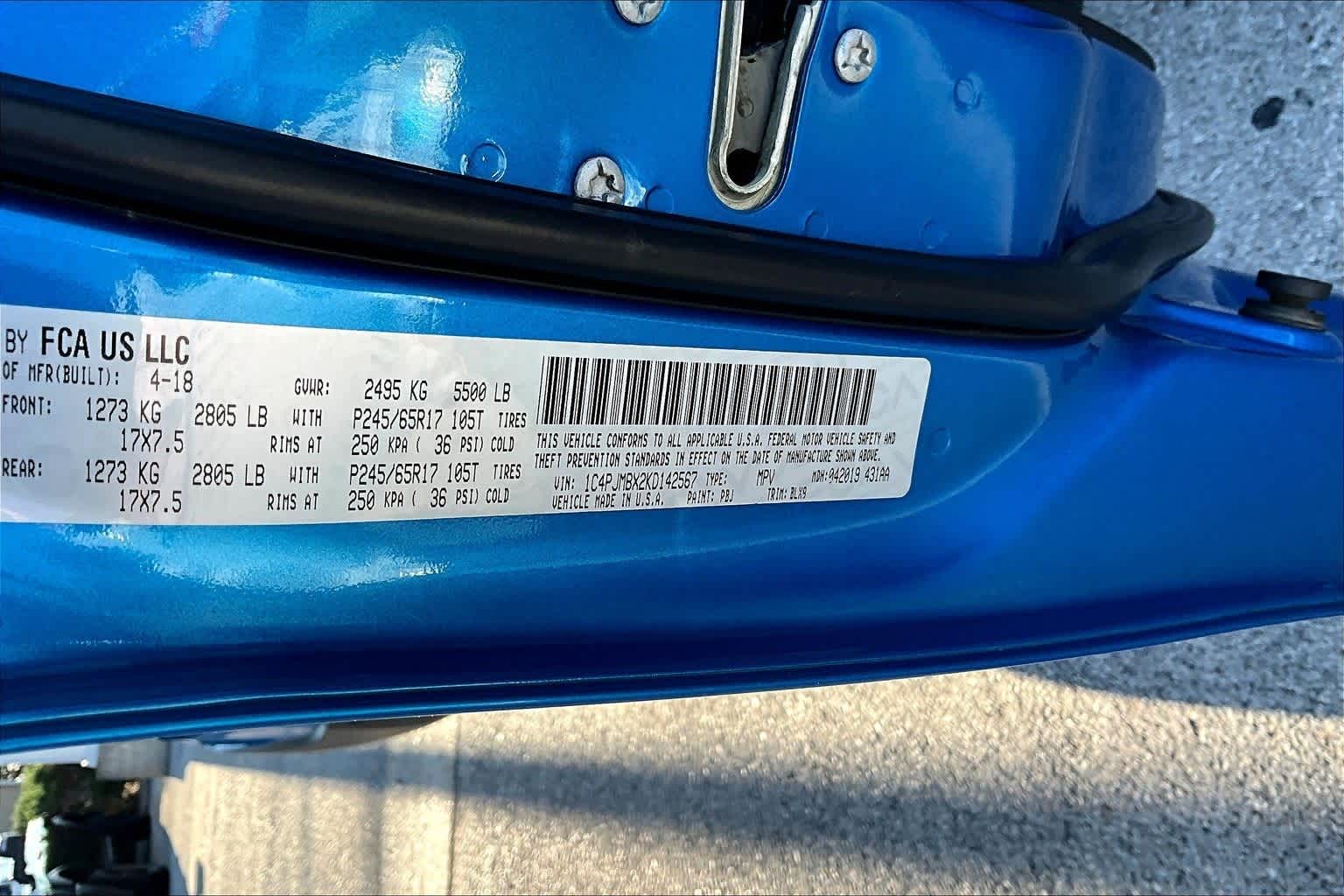 Thumbnail: 2019 Jeep Cherokee - 19