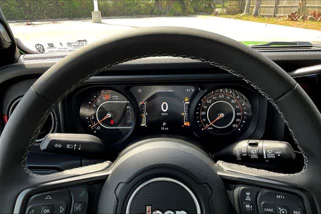 Thumbnail: 2025 Jeep Wrangler - 18