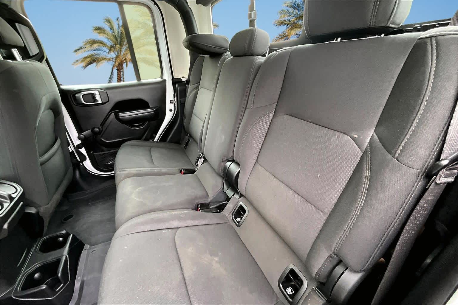 Thumbnail: 2023 Jeep Gladiator - 12