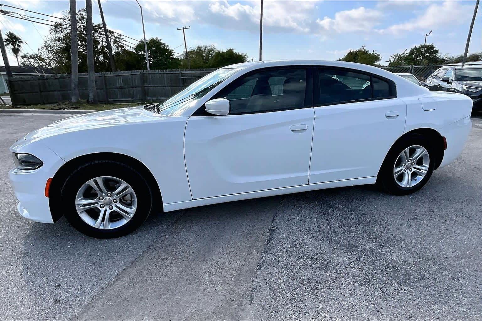 Thumbnail: 2022 Dodge Charger - 3