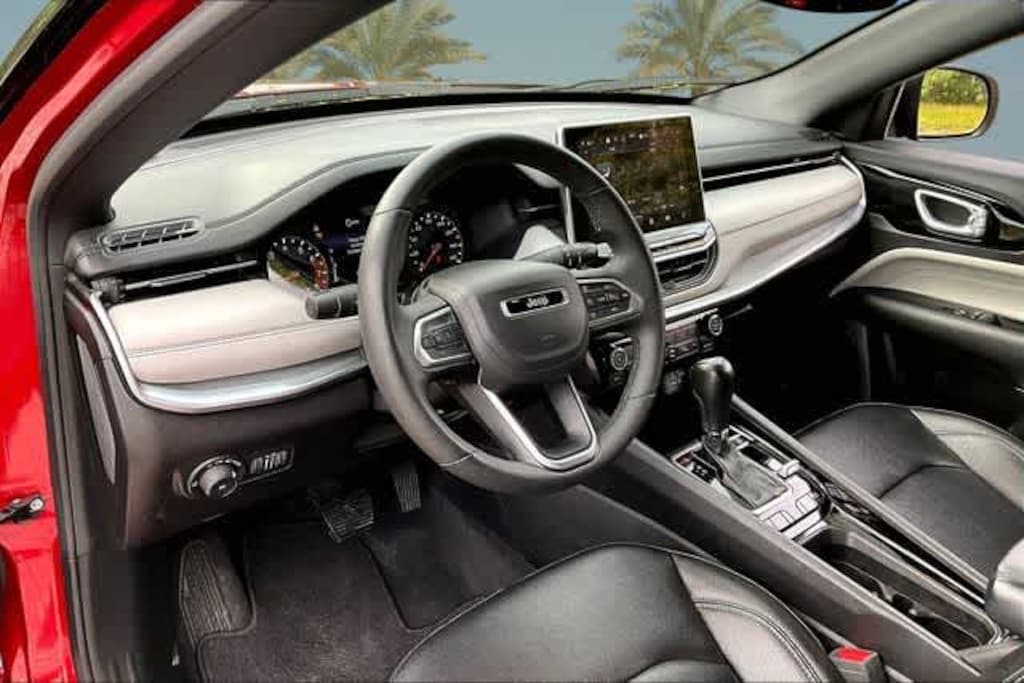 Used 2025 Jeep Compass Limited SUV