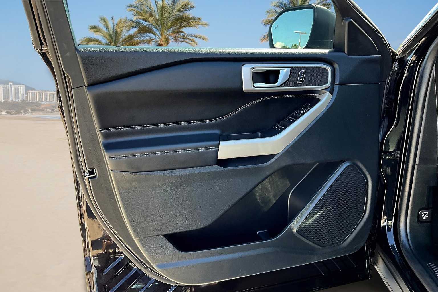 Thumbnail: 2023 Ford Explorer - 27