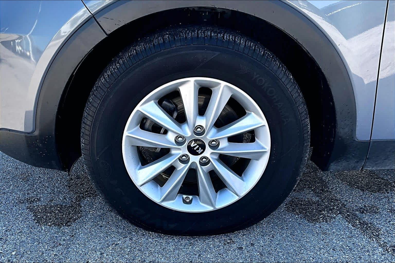 Thumbnail: 2020 Kia Sorento - 33