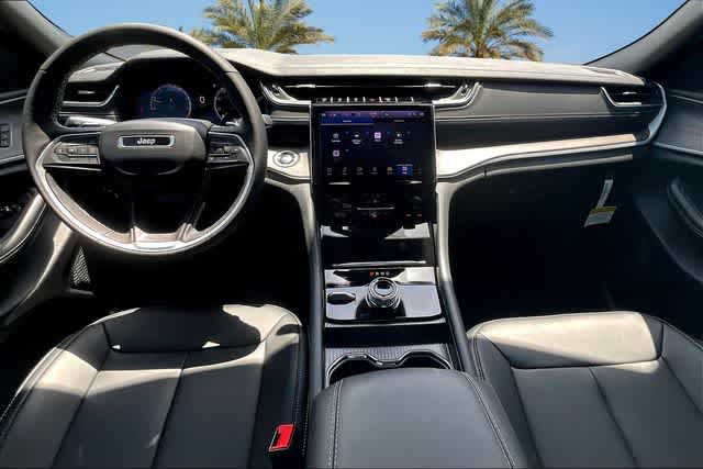 Thumbnail: 2025 Jeep Grand Cherokee - 10