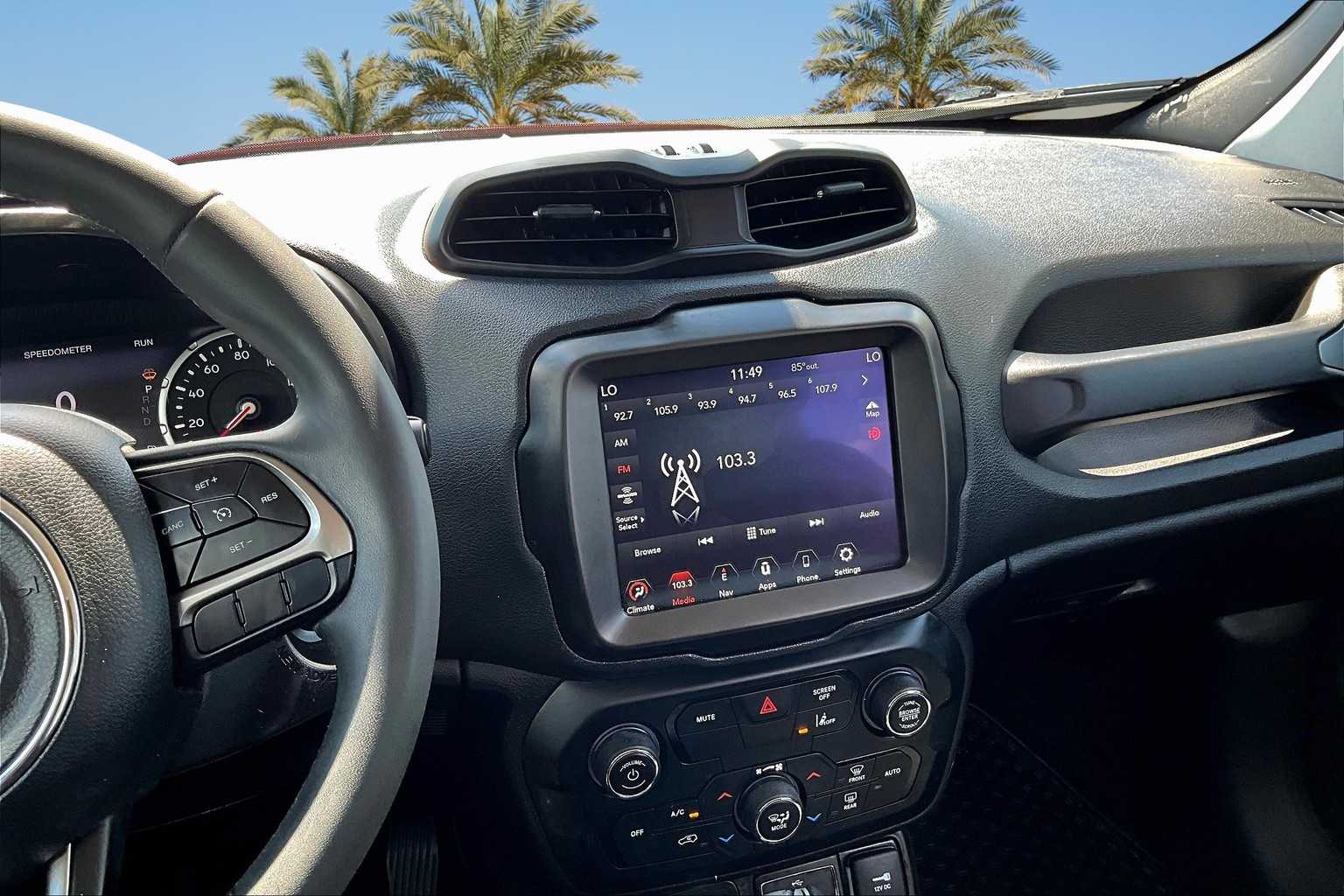 Thumbnail: 2022 Jeep Renegade - 16