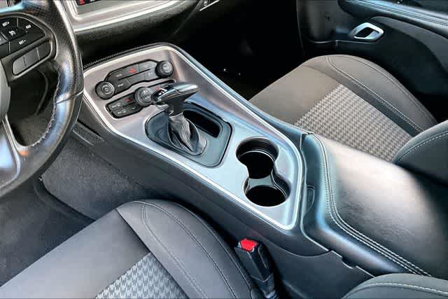 2022 Dodge Challenger SXT - Photo 13