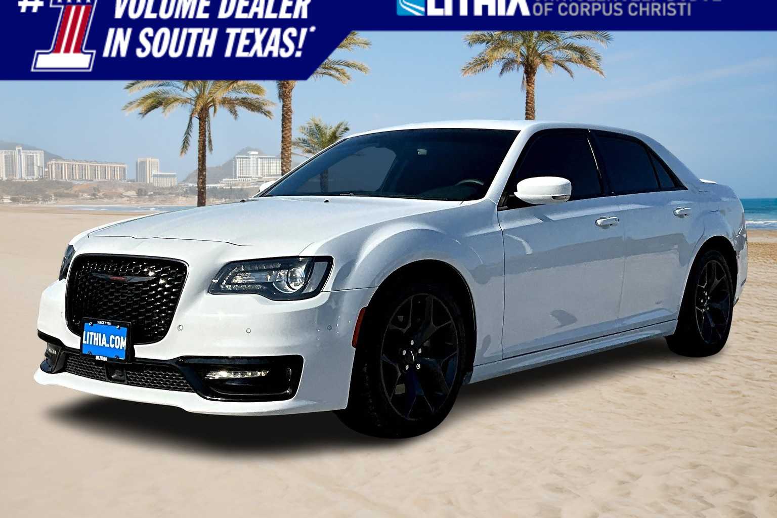 Thumbnail: 2023 Chrysler 300 - 1