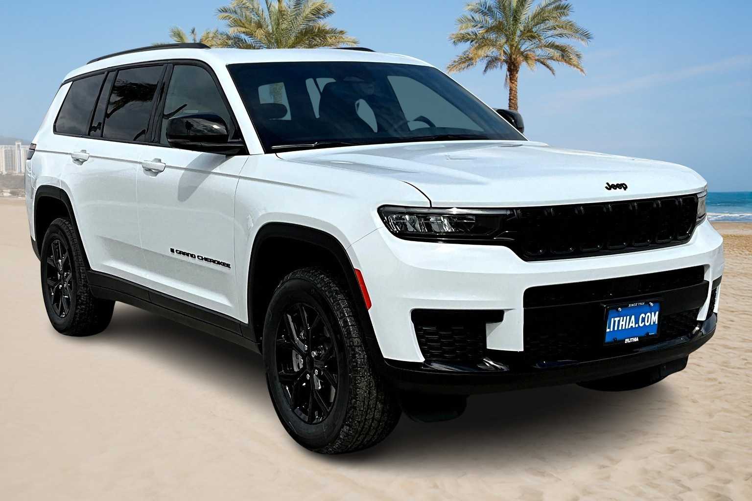 Thumbnail: 2025 Jeep Grand Cherokee - 21