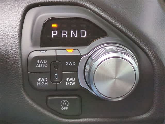 Thumbnail: 2025 RAM 1500 - 33