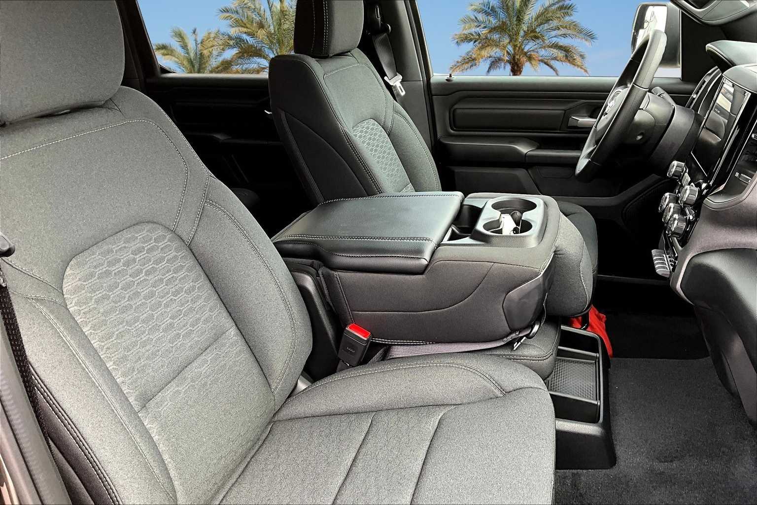 Thumbnail: 2025 RAM 1500 - 14