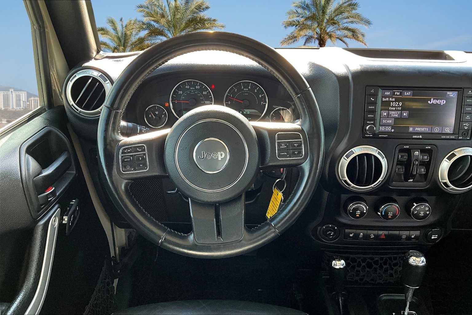 Thumbnail: 2018 Jeep Wrangler - 14