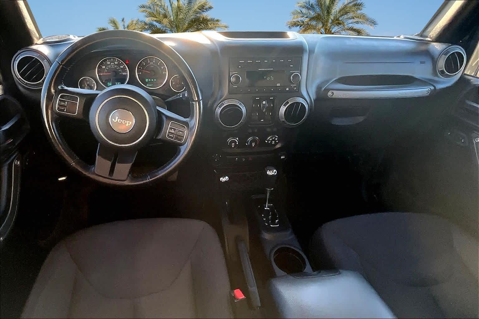 Thumbnail: 2016 Jeep Wrangler - 10