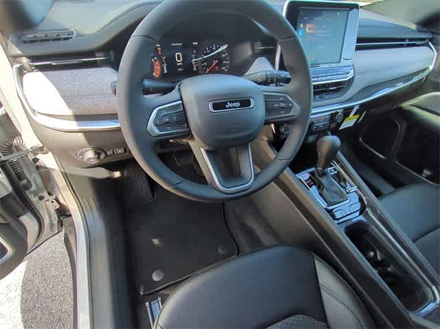 2025 Jeep Compass Latitude 10